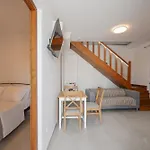Stylish Antika Close To The Shops And Restaurants In Korissia, Kea * Korissia (Kea)