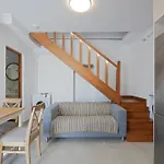 Stylish Antika Close To The Shops And Restaurants In Korissia, Kea Сasa de vacaciones *